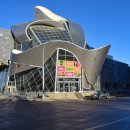 아이에스비즈타워 앞 이미지