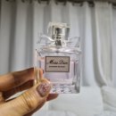 블루밍 | 크리스찬디올 향수 : 미스디올 블루밍 부케 후기, 여자 향수로 흔한 향수?