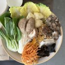 동천동행정복지센터회의실 | [고기리 맛집/동천동 맛집] 가족 외식하기 좋은 해율 만두전골 버섯전골 내돈내산 후기