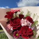 이마트24 대전선화행복점 | 대전 둔산동 꽃집 오월애플라워 기념일 꽃다발 소 당일 네이버예약 후기