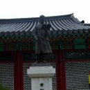 김유정 동상 이미지