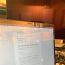작곡레슨을 배우고 난 후 선생님께 배웠던 건 단순히 '음악'만이 아니었다는 걸 참 많이 느꼈습니다.