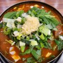 ‘주말마다 웨이팅’…매운탕 마니아들이 찾는 메기매운탕 성지 5곳 이미지
