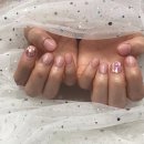아델네일 이미지