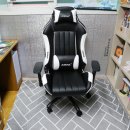 화이트 피시방 이미지