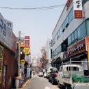 신사역 5번출구 앞 횡단보도 이미지