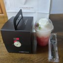 [경북 상주 투썸] 투썸 플레이스에서 레드벨벳 케이크, 베리 리치 프라페를 먹어봤어요 !