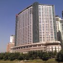 수내역 보행자도로 이미지