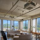 오크레마 | 오크레마 베이커리 : 건강한 연어 포케와 선물하기 딱 좋은 휘낭시에 세트 후기