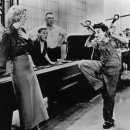 모던타임즈 이미지