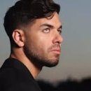 스페이스 아웃(space out) 이미지