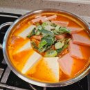 땅스부대찌개탕정역점