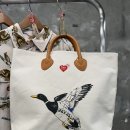 디자인휴먼협동조합 | 휴먼메이드(HUMAN MADE) 압구정 플래그십 스토어 방문 후기, 니고(Nigo) 디렉터가 제안하는 사랑스러운...