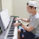 MR.MR in the middle of practice 이미지