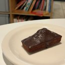 씨유제주외도우령점 | 제주 외도_ 예쁜 음료와 수제 구움과자가 맛있는 디저트 카페 ‘위즈커피’