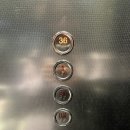 SK뷰 상가 앞 횡단보도 | [송도 오크우드 프리미어 인천] 인천 송도 5성급 호텔 ‘스튜디오 슈페리어 더블룸’ 객실이용 후기