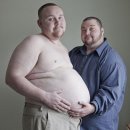 미국에서 또 `임신한 남자`가 나타나 주목을 받고 있다. 이미지