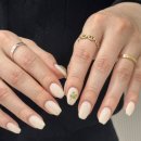 네일클로버 | 대구 수성구네일 오무네일 | 데일리 심플 자석 네잎클로버 시술후기