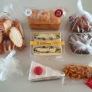 파리바게뜨 군산미장센트럴점 | [파리바게뜨 군산미장센트럴점] 빵 = 27,900원