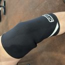 십자약국 | 전방 십자인대 2번 파열한 사람이 기를 쓰고 운동하기 위해 구매한 SBD 니슬리브(Knee sleeve) 후기
