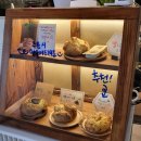 영랑동 등대 이미지