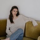 크림페이퍼 | 노운베러 Paper v-neck Knit, 페이퍼 브이넥 니트 크림베이지 후기