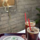 럭키하이퍼마켓 | [청주 느좋 카페] 하이퍼 마켓 (feat. 내 돈 내산)