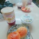 모닝빵 맛있게먹기(리코타치즈♥딸기쨈) 이미지