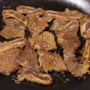 갈비를 담다 이미지