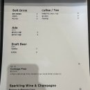 서초역 3번출구 옆 이미지