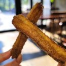 디이피 | 미사호수공원 카페 디이피커피바 디저트맛집 수제 츄러스 꿀맛 분위기 느좋