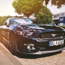 푸른자동차 이미지