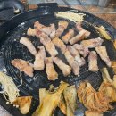 밥이랑꼬기랑 이미지