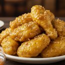 교촌치킨 순살, 양 줄이고 닭가슴살 섞어...왜? [쉽게 맥락을] 이미지