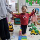 감염병 및 약물오남용 .교통안전)교육하고 리스 꾸미기를 하였어요 ^^ 이미지