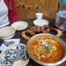 뱅뱅사거리 횡단보도 스타벅스 앞 | 빗방울 떨어지는 그 거리에 서서