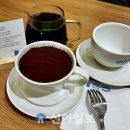 커피 브루잉 이미지