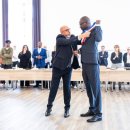 Face aux élus de banlieue, la régression raciste 이미지