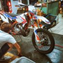 SIXDAYS