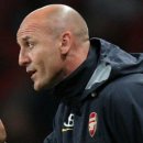 새로운 수석코치는 스티브 보울드(Steve Bould)입니다. 이미지
