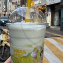 경성치킨 공덕점 | 메가커피 신메뉴 3종 내돈내산 후기 (+가격, 칼로리, 양)