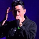 그레이(GRAY) 이미지