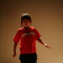 두발자유 이미지