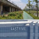 251103 &#39;시진핑 선물&#39; 샤오미… &#34;갤럭시보다 디테일 살아&#34; 이미지