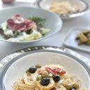 썬드라이 토마토피자 | 짭쪼름하고 깊은 풍미 수제 올리브 썬드라이토마토 절임 후기