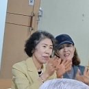원장님아량에 모두들 노래 한곡씩잘 하셨습니다,오늘도 참 즐거운 시간이였습니다. 연주도 잘들하시고 노래솜씨 또한명품이였습니다, 뒷장 이미지