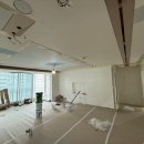 용호도장 | 부산도배 용호동lg메트로시티 월가드 무몰딩도배 시공후기입니다.