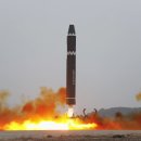 Tensions simmer on peninsula after NK launch, allies’ drills 이미지