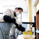 빨간 시골집 이미지