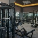 밤새 헬스장 이미지